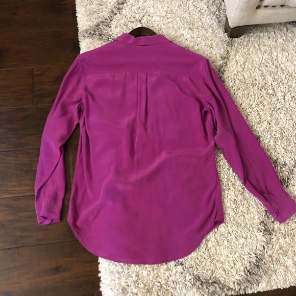 Equipment Knox Lace Up Henley Silk Blouse Sz XS EUC Magenta - Picture 5 of 8